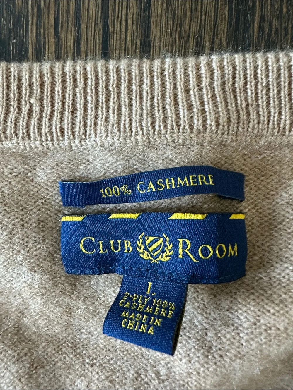 Club Room 100% 2-ply Cashmere V-Neck Sweater Men’s Large Camel Beige